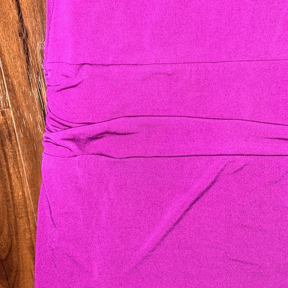 Longer bottom, 3/4 length sleeve professional top - Picture 2 of 6